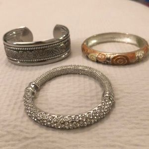 Bundle of 3 bracelets